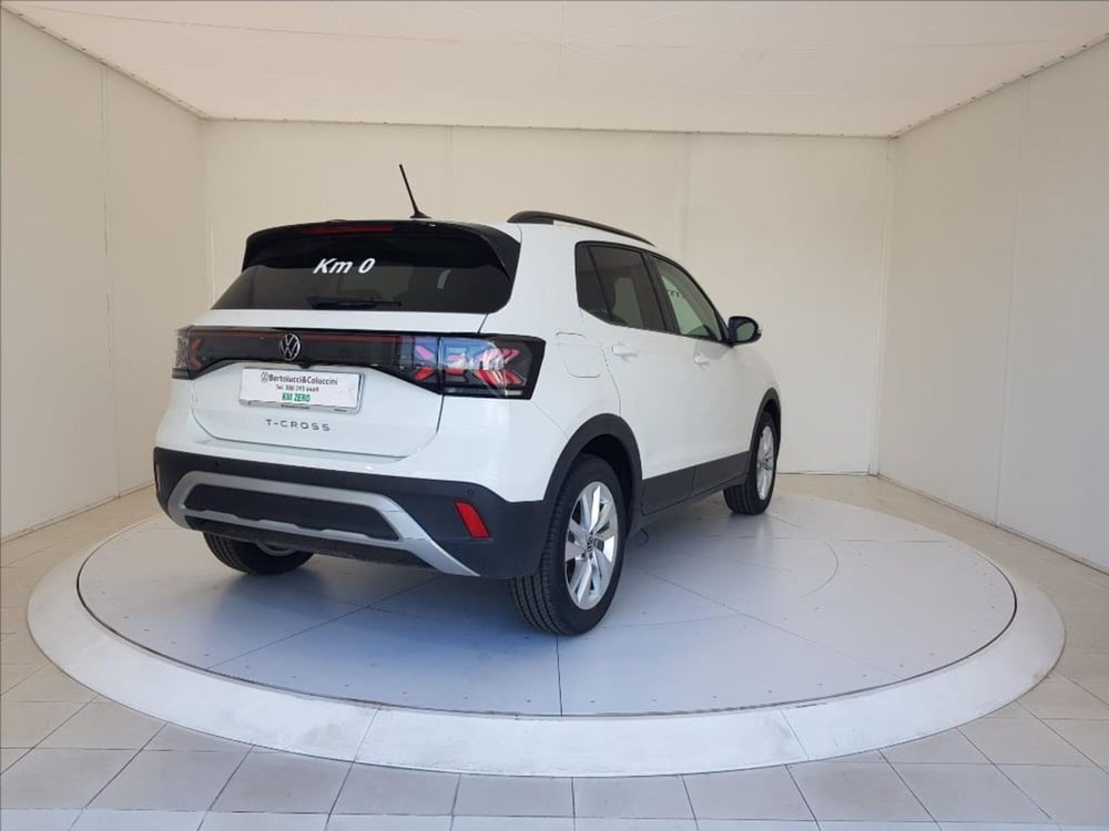 Volkswagen T-Cross nuova a Lucca (6)