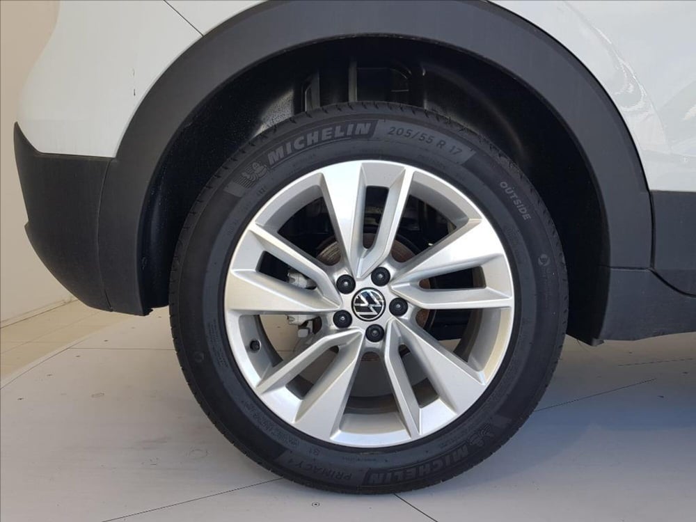 Volkswagen T-Cross nuova a Lucca (9)