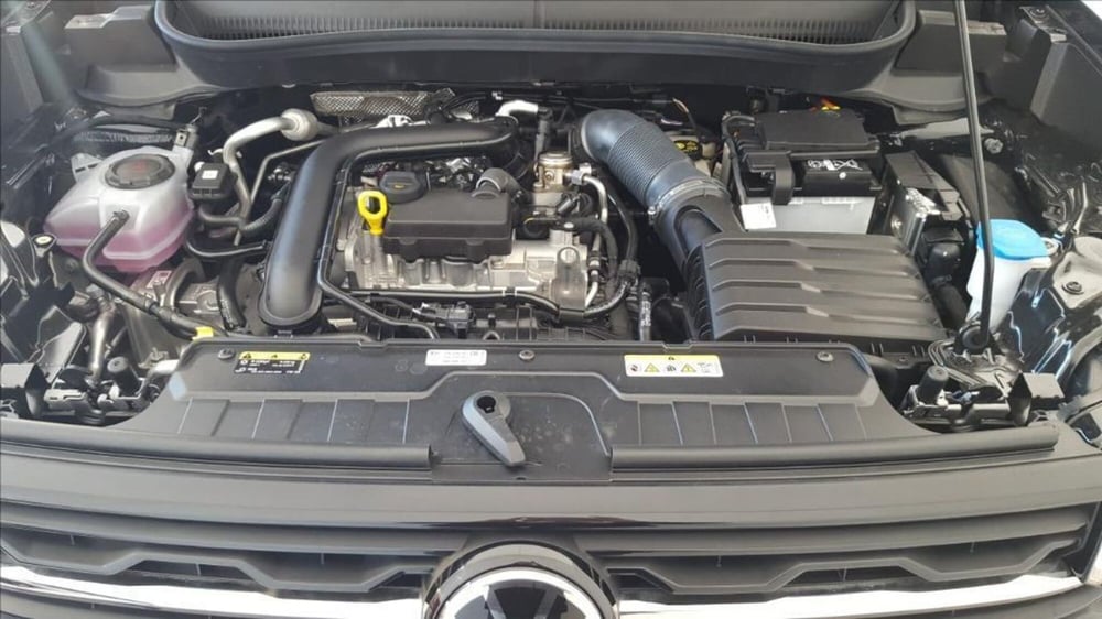 Volkswagen T-Cross nuova a Lucca (17)
