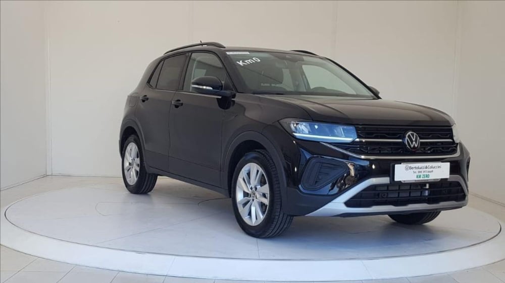 Volkswagen T-Cross nuova a Lucca (8)