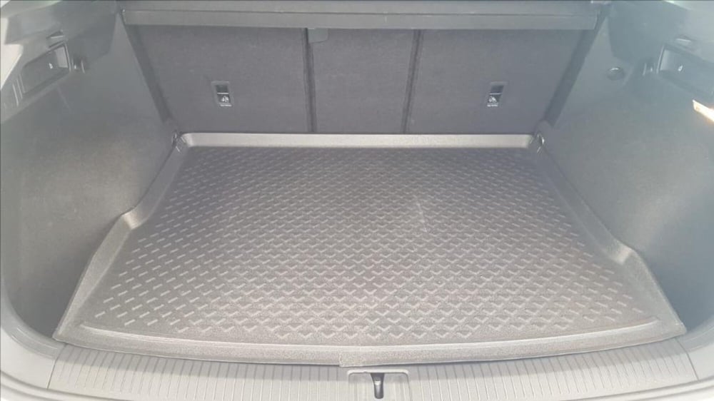 Volkswagen Tiguan usata a Lucca (15)