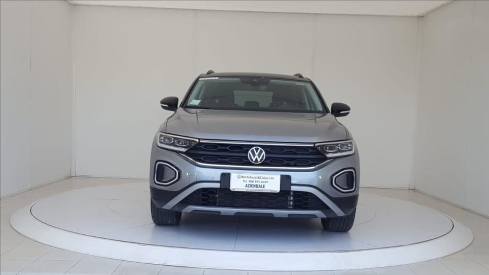 Volkswagen T-Roc nuova a Lucca (2)