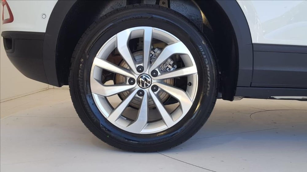Volkswagen T-Roc nuova a Lucca (9)
