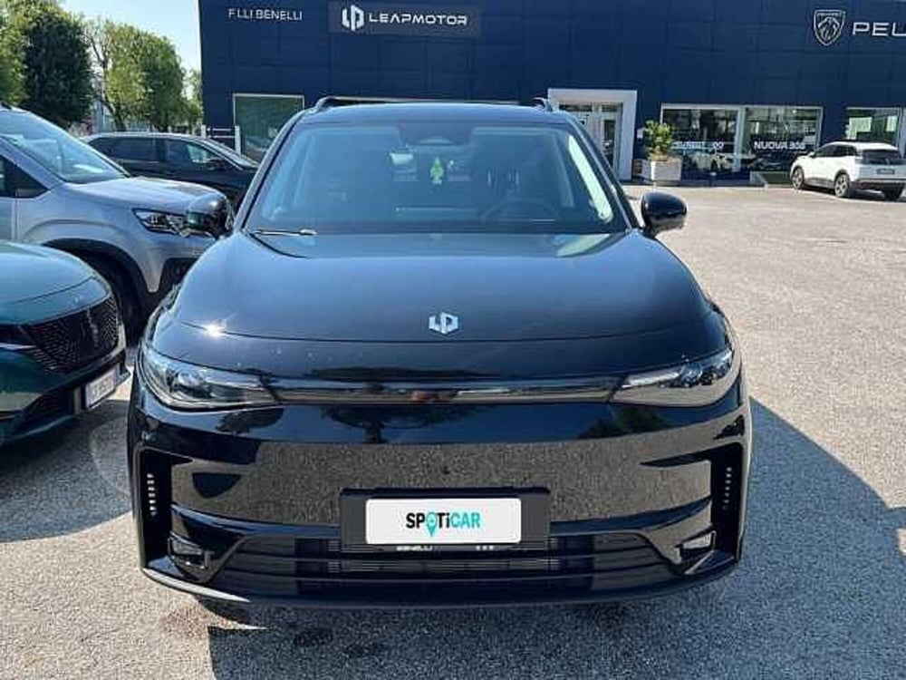 Leapmotor C10 nuova a Ravenna (2)