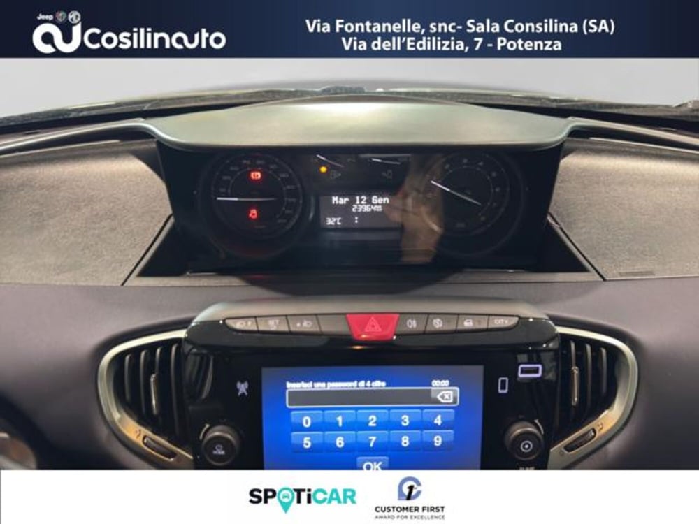 Lancia Ypsilon usata a Salerno (14)