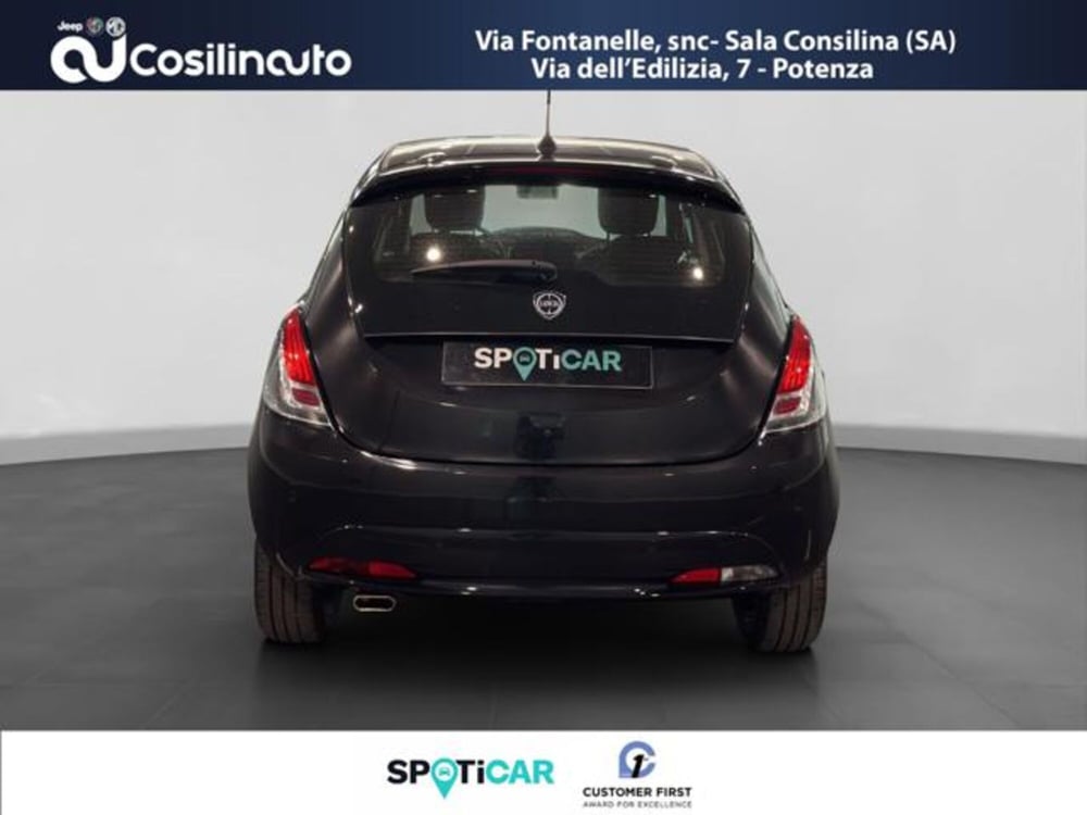 Lancia Ypsilon usata a Salerno (4)