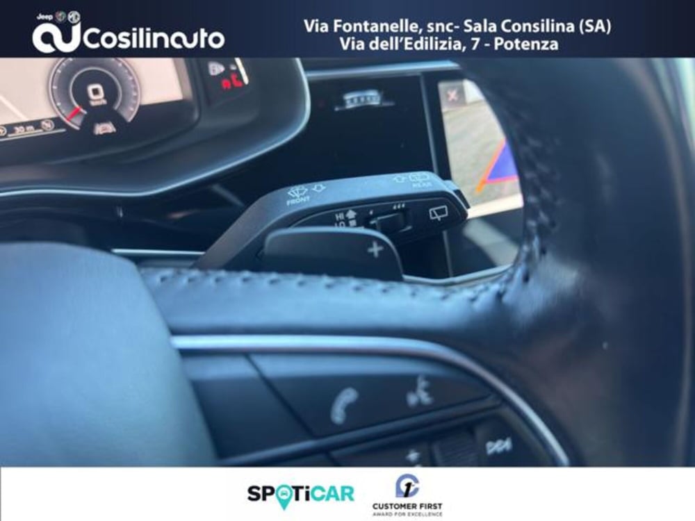 Audi Q8 usata a Salerno (18)