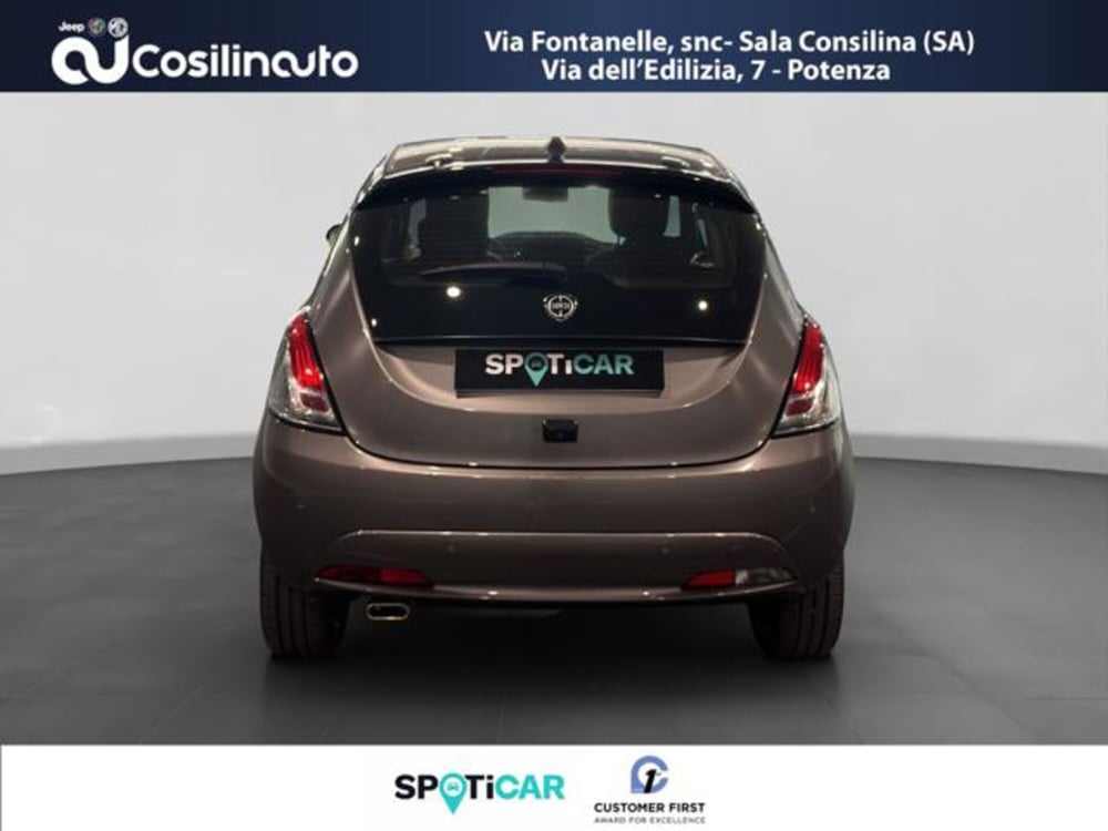 Lancia Ypsilon usata a Salerno (4)