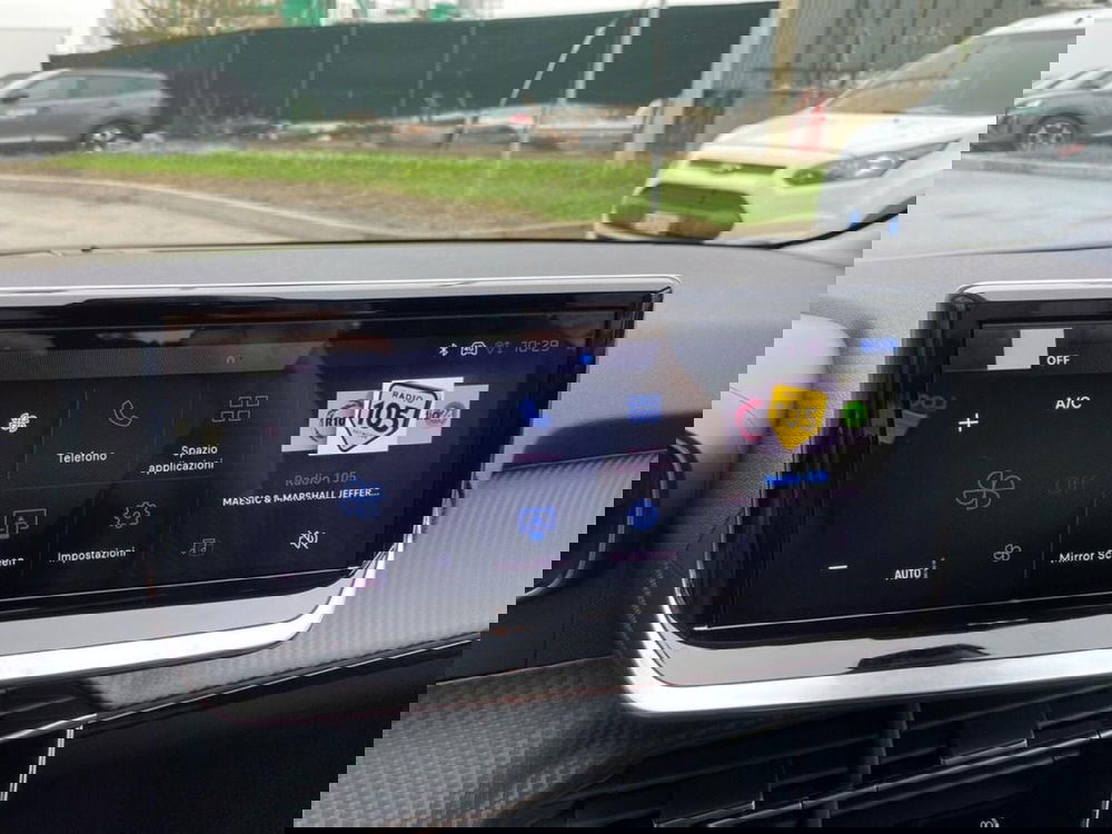 Peugeot 208 nuova a Torino (10)