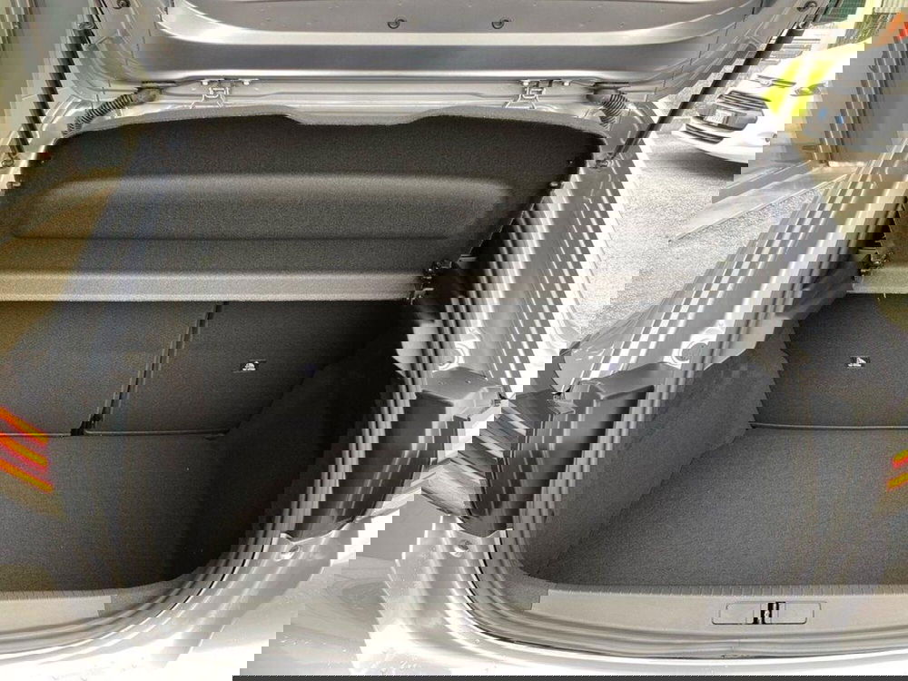 Peugeot 208 nuova a Torino (9)