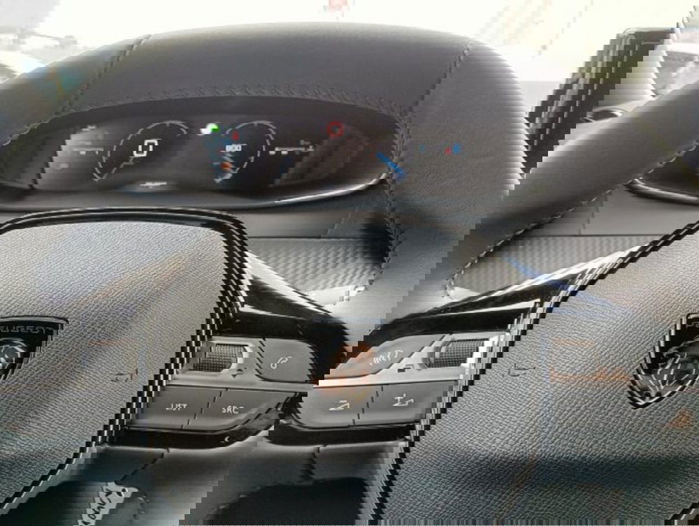Peugeot 2008 nuova a Brescia (7)