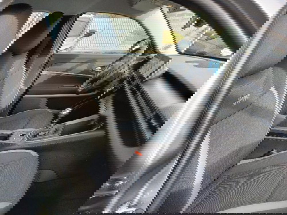 Jeep Avenger nuova a Brescia (17)