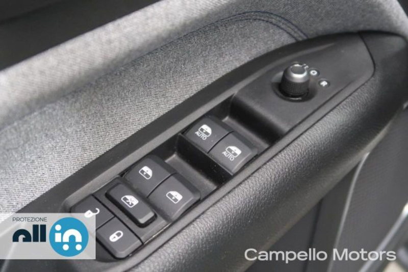 Jeep Compass usata a Venezia (15)