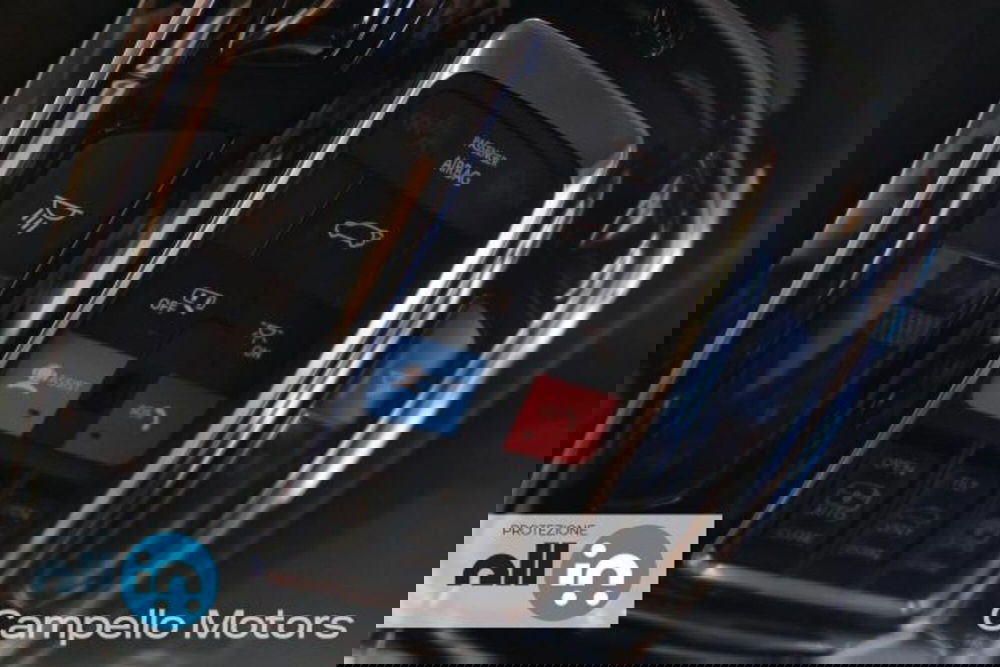 Jeep Grand Cherokee nuova a Venezia (20)