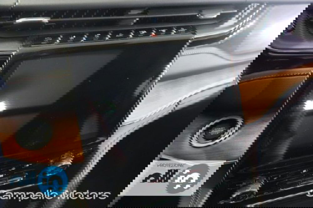 Jeep Grand Cherokee nuova a Venezia (9)