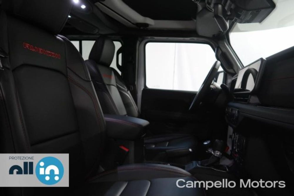 Jeep Wrangler Unlimited usata a Venezia (16)