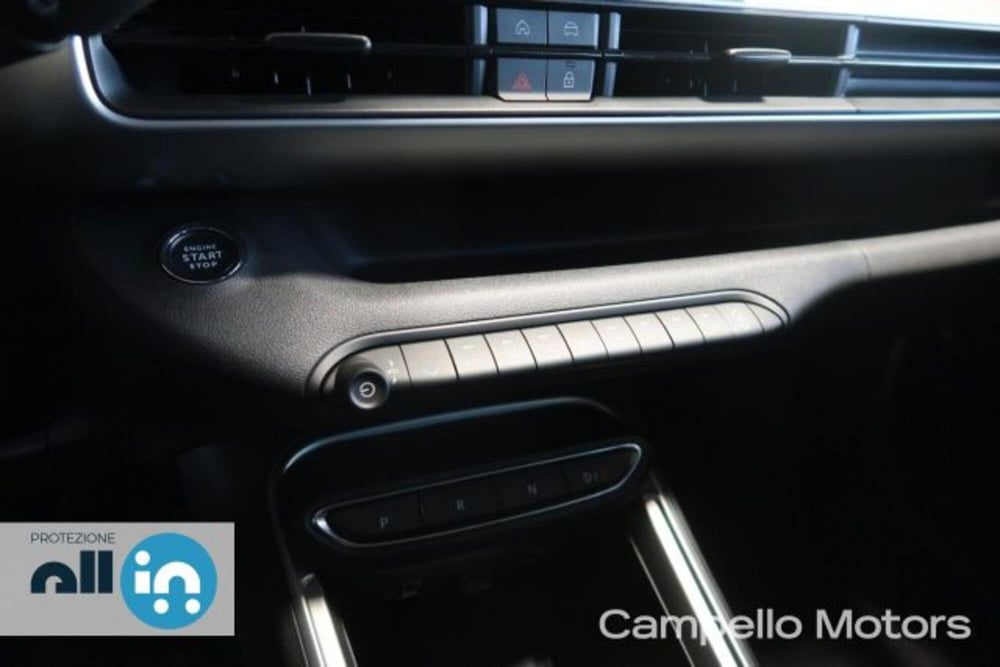 Jeep Avenger nuova a Venezia (10)