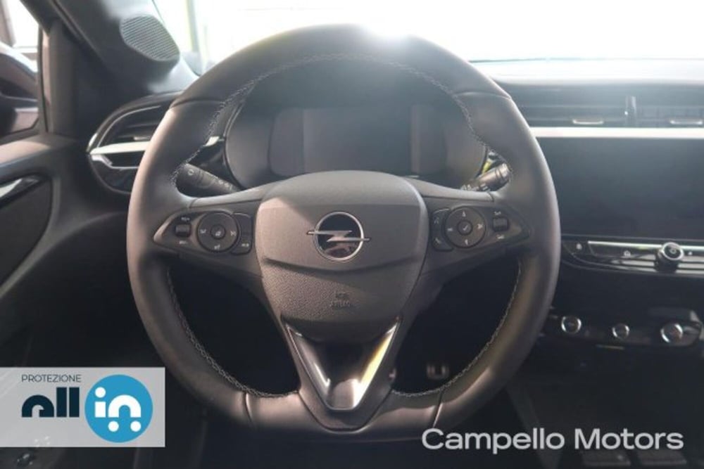 Opel Corsa nuova a Venezia (8)
