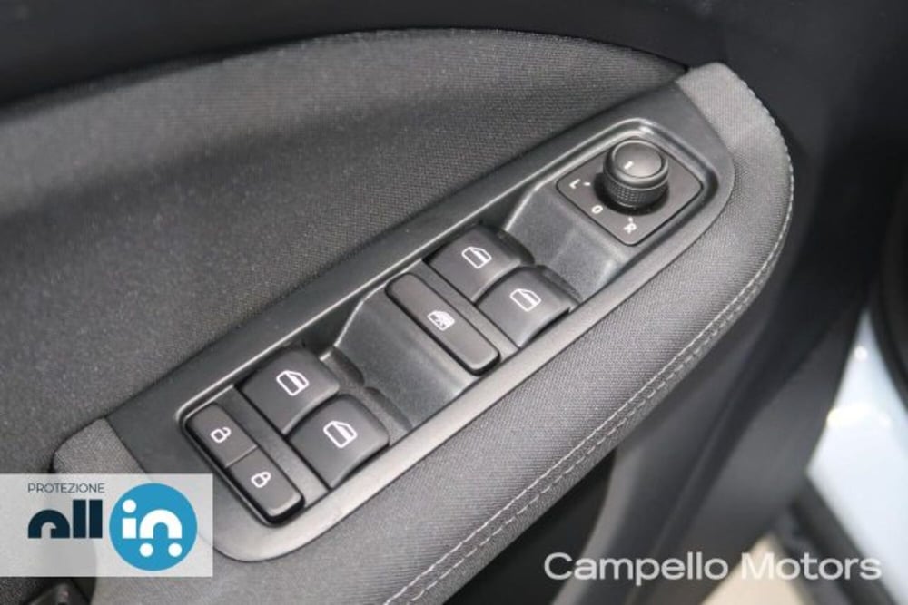 Leapmotor T03 nuova a Venezia (16)