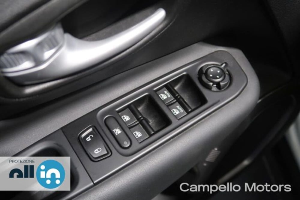 Jeep Renegade usata a Venezia (18)