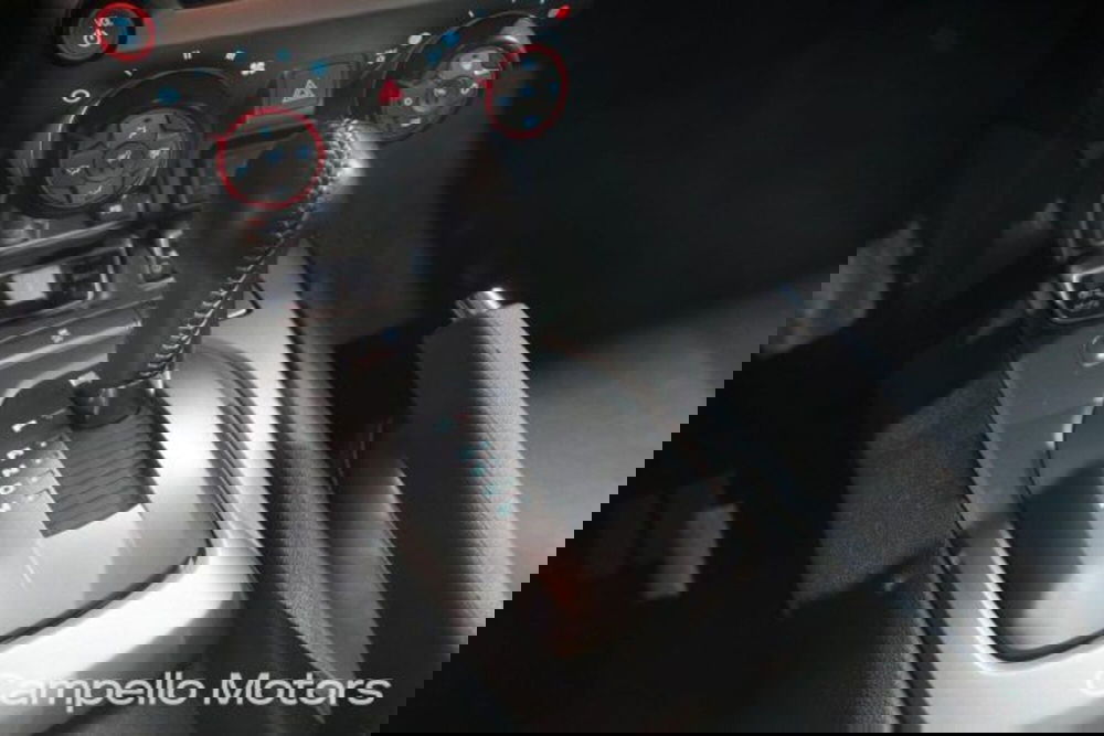 Chevrolet Camaro Cabrio usata a Venezia (13)