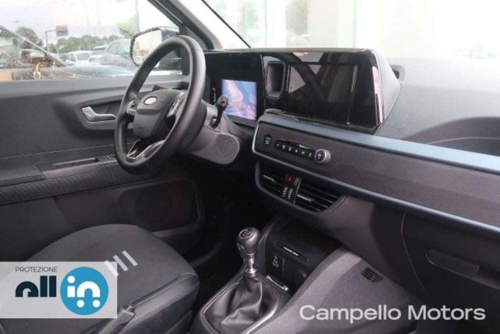 Ford Tourneo Courier usata a Venezia (14)