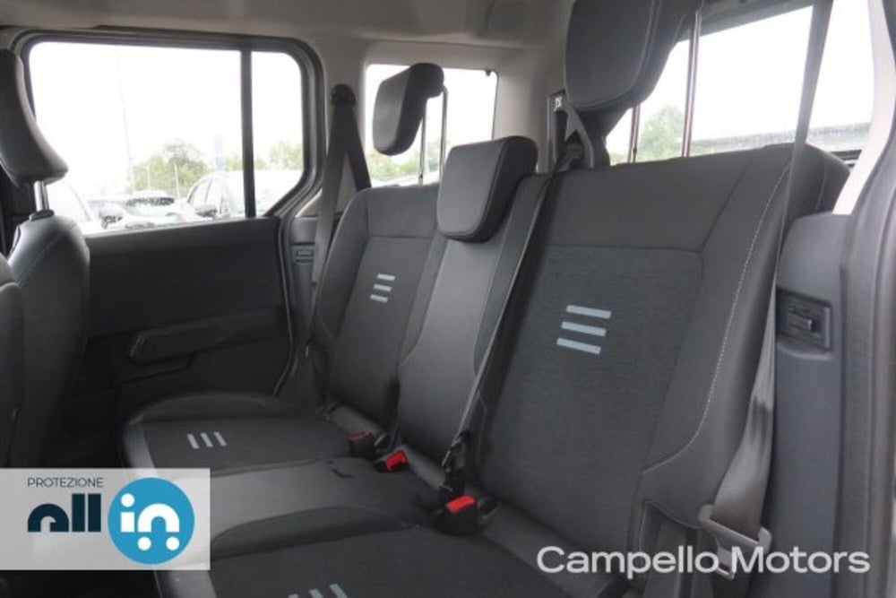 Ford Tourneo Courier usata a Venezia (6)