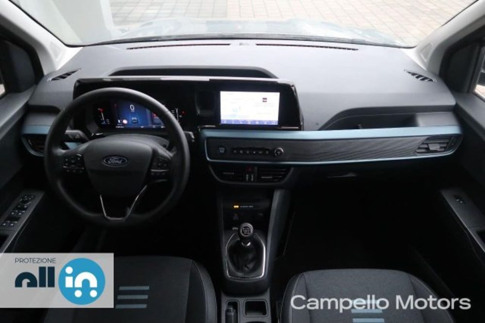 Ford Tourneo Courier usata a Venezia (7)