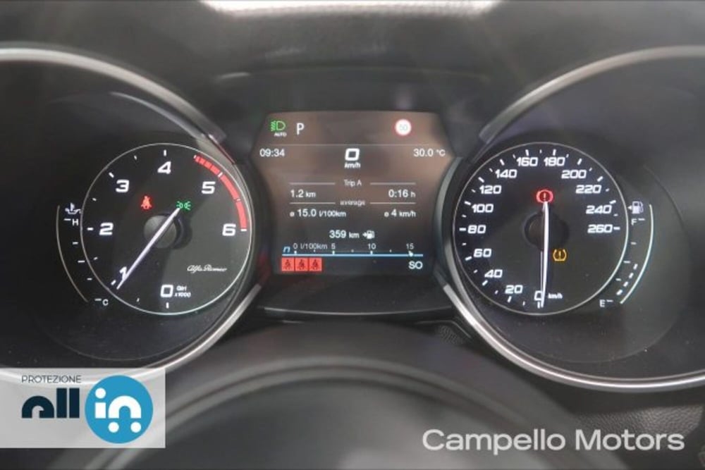 Alfa Romeo Stelvio usata a Venezia (9)