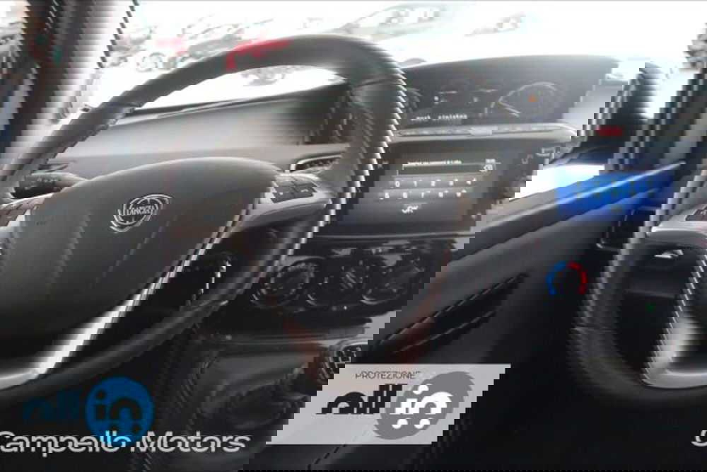 Lancia Ypsilon usata a Venezia (8)