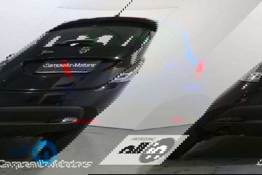 Lancia Ypsilon usata a Venezia (4)