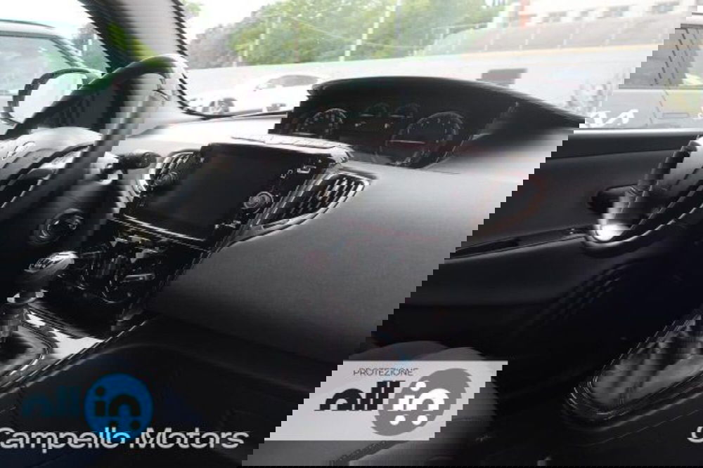 Lancia Ypsilon usata a Venezia (13)