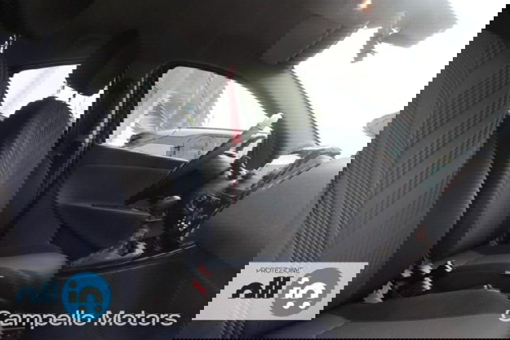 Lancia Ypsilon usata a Venezia (14)