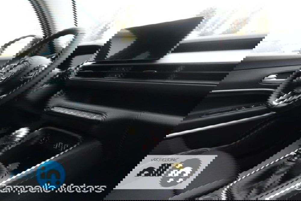 Jeep Avenger nuova a Venezia (14)