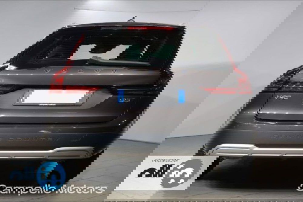 Volvo V90 Cross Country usata a Venezia (4)