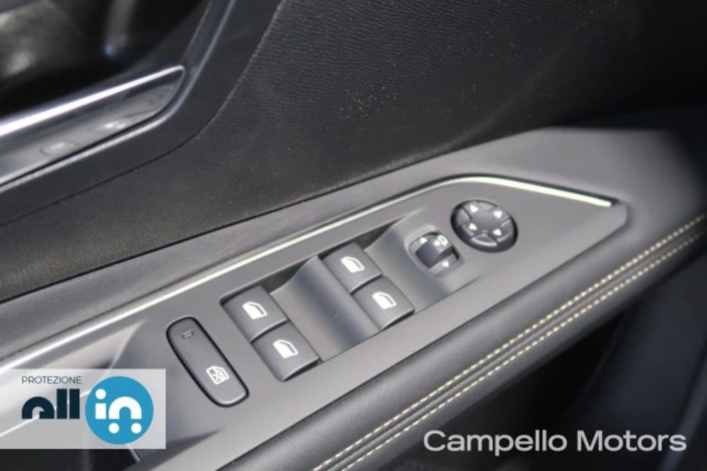 Peugeot 3008 nuova a Venezia (16)