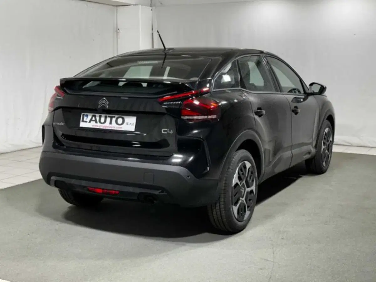 Citroen C4 nuova a Sondrio (5)