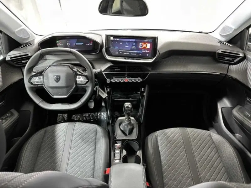 Peugeot 208 nuova a Sondrio (12)