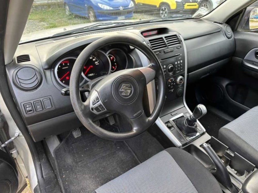 Suzuki Grand Vitara usata a Sondrio (11)