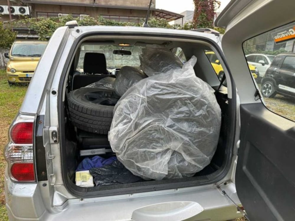 Suzuki Grand Vitara usata a Sondrio (17)