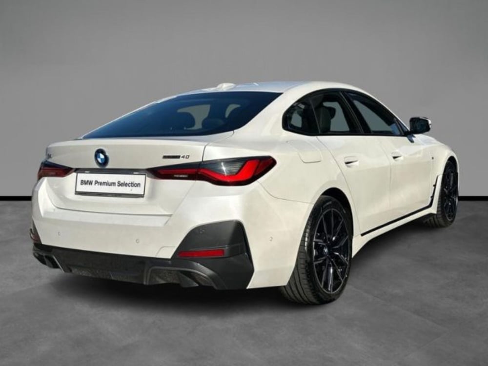 BMW i4 usata a Verona (6)