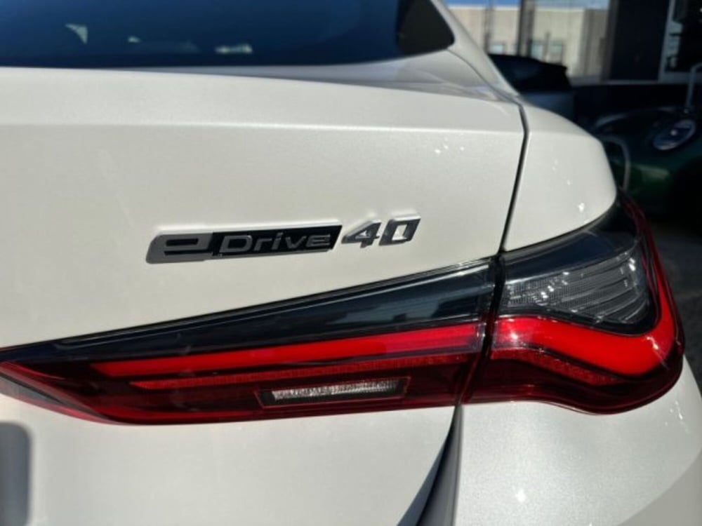 BMW i4 usata a Verona (9)