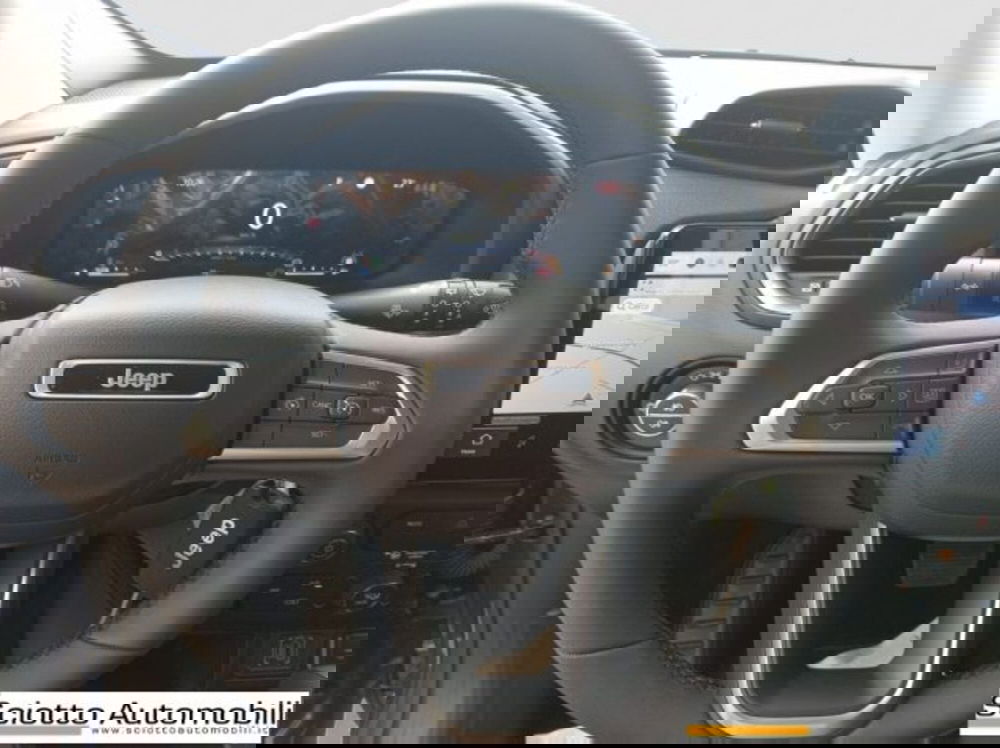 Jeep Renegade nuova a Messina (10)