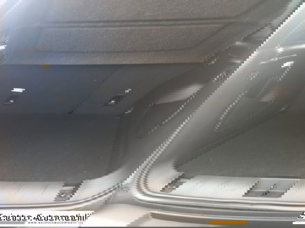 Jeep Renegade nuova a Messina (17)