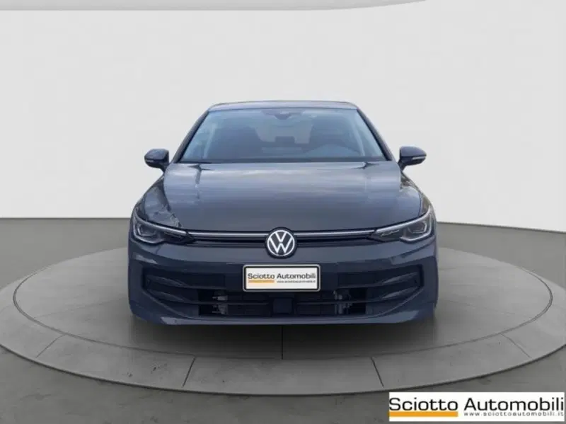 Volkswagen Golf nuova a Messina