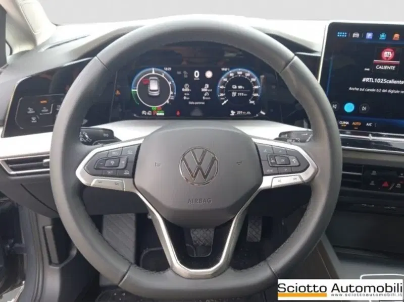 Volkswagen Golf nuova a Messina (10)