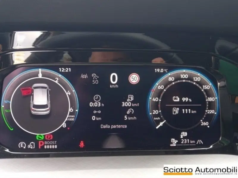 Volkswagen Golf nuova a Messina (11)