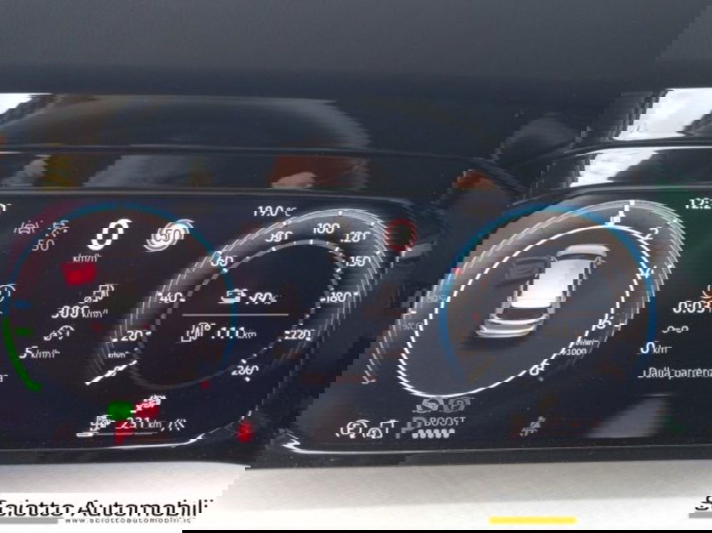 Volkswagen Golf nuova a Messina (11)