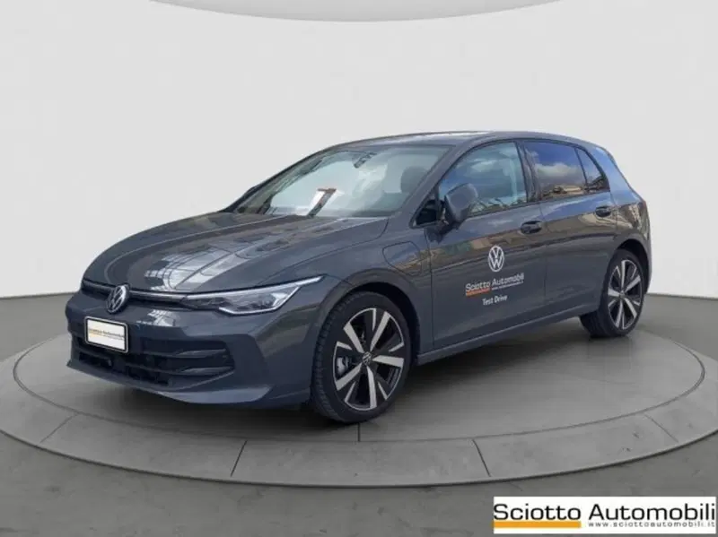 Volkswagen Golf nuova a Messina (2)