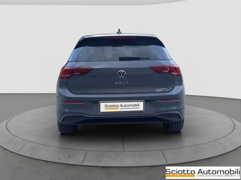 Volkswagen Golf nuova a Messina (5)